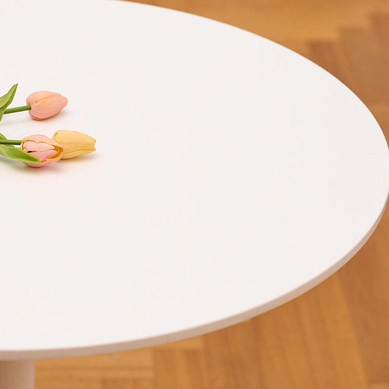 31.5 Inch Modern Round Kitchen and Dining Table for 2-4