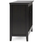 Armário de arrumação largo de 66 em madeira maciça, de estilo de transição, com 4 portas, em castanho nogueira - 18p x 66l x 34a
