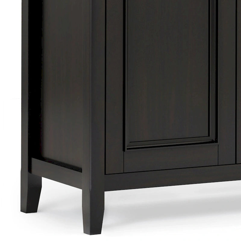 Armário de arrumação largo de 66 em madeira maciça, de estilo de transição, com 4 portas, em castanho nogueira - 18p x 66l x 34a